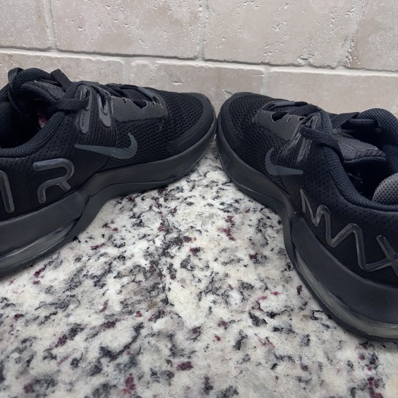Size 8- Nike Air Max Alpha Trainer 4 Black - Picture 6 of 9